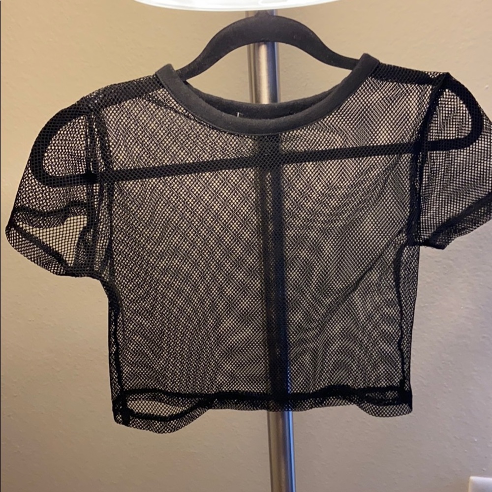 Crop top